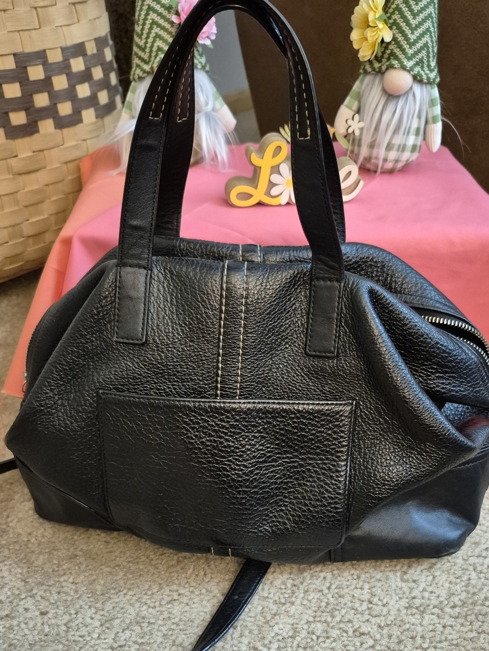 COACH Large Vintage Black Coach Bag With Crossbody Strap. IN GOOD USED CONDITION - Picture 2 of 13